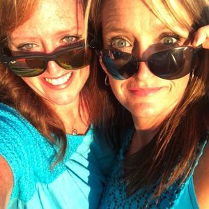 Meet your Posher, Toni